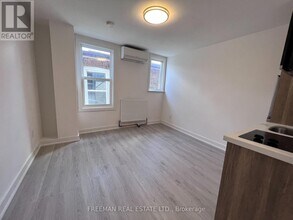 15 Thorburn Ave in Toronto, ON - Building Photo - Building Photo