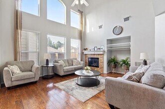 1435 Sleepy Hollow Dr in Allen, TX - Building Photo - Building Photo