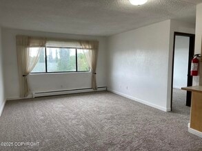 3400 Eureka St in Anchorage, AK - Building Photo - Building Photo