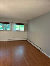 1350 Golden Cir, Unit 1350 Golden Ridge #101 in Golden, CO - Building Photo - Building Photo