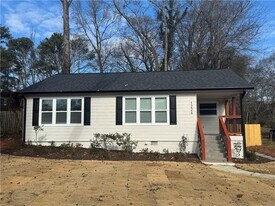 1226 Beechview Dr SE in Atlanta, GA - Building Photo