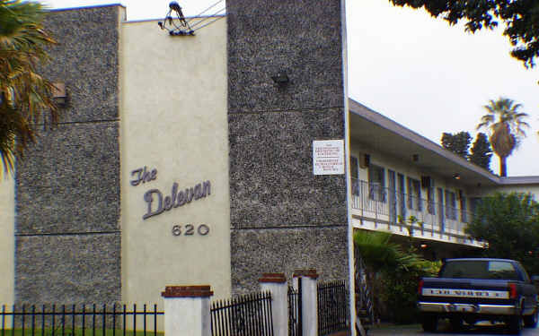 The Delevan in Pasadena, CA - Foto de edificio