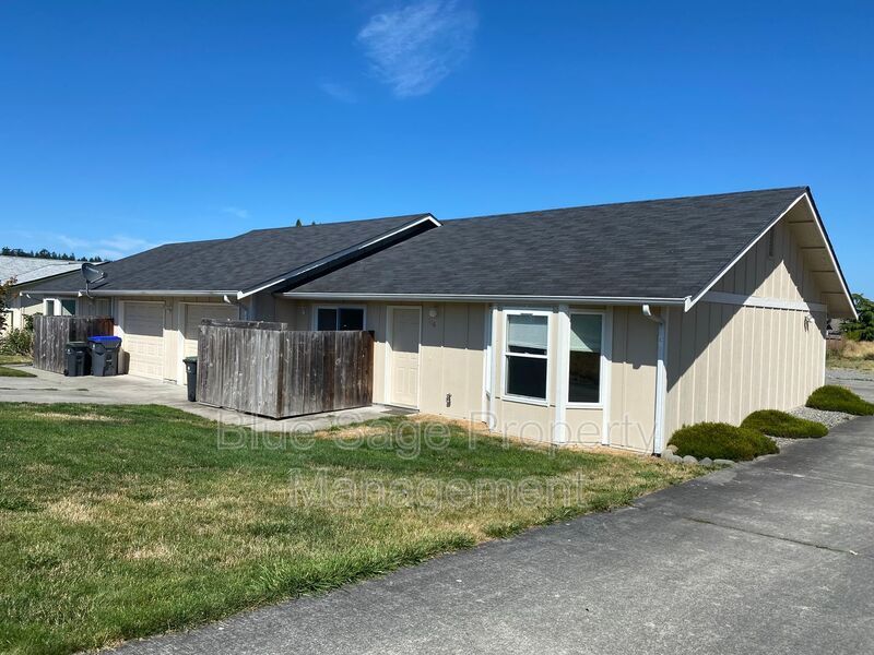 116 N Haller Ave in Sequim, WA - Building Photo