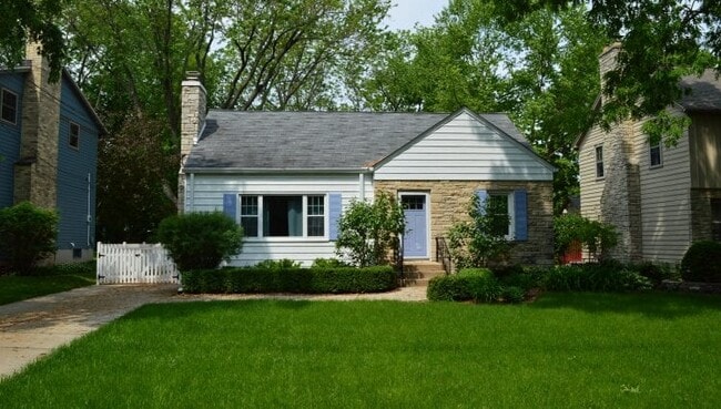 property at 418 Shepard Ter