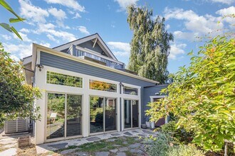 3026 NW 61st St in Seattle, WA - Building Photo - Building Photo