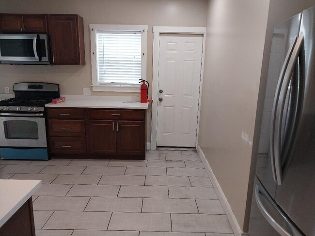 43 Sachem St, Unit APT1