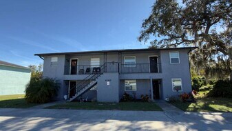 4160 Barna Ave in Titusville, FL - Building Photo