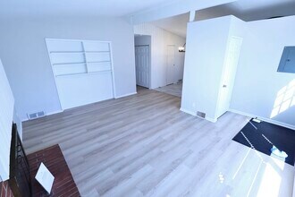 1859 Delia Ave in Akron, OH - Building Photo - Building Photo