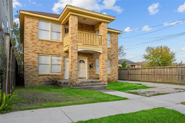 5017 Pease St in Houston, TX - Building Photo - Building Photo