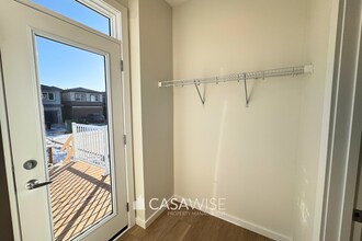 8127-8228 228 St NW in Edmonton, AB - Building Photo - Building Photo