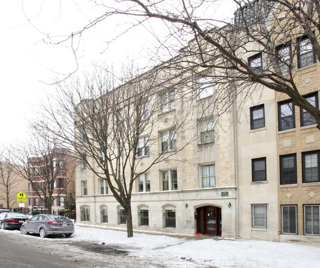 4228 N Kenmore Ave in Chicago, IL - Building Photo - Building Photo