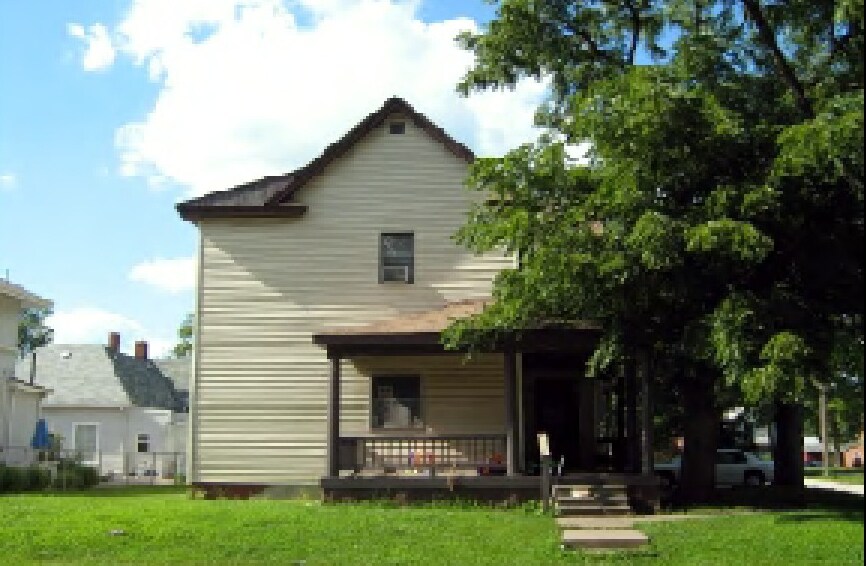 511 W Harrison in Danville, IL - Building Photo