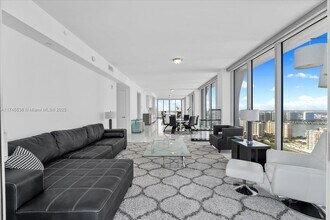16901 Collins Ave, Unit 3905 in Sunny Isles Beach, FL - Building Photo - Building Photo