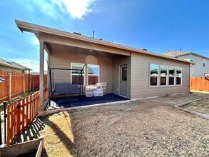 208 Otter Rd in Kyle, TX - Building Photo - Building Photo