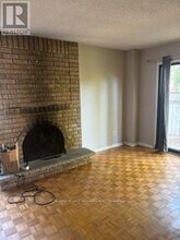 6653 Mockingbird Ln in Mississauga, ON - Building Photo - Building Photo