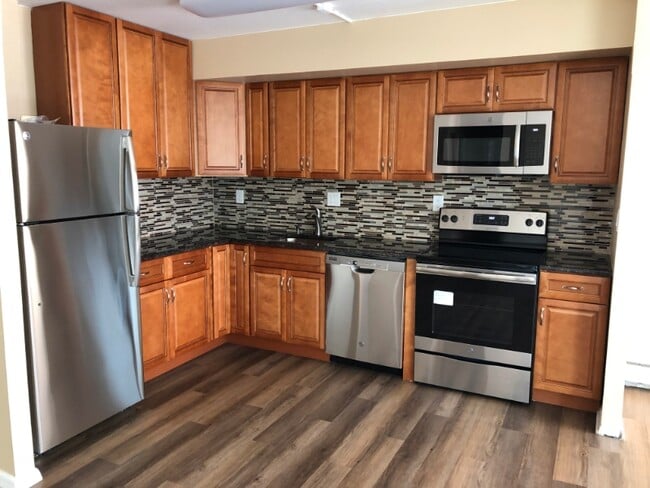1575 W Street Rd in Warminster, PA - Building Photo - Building Photo