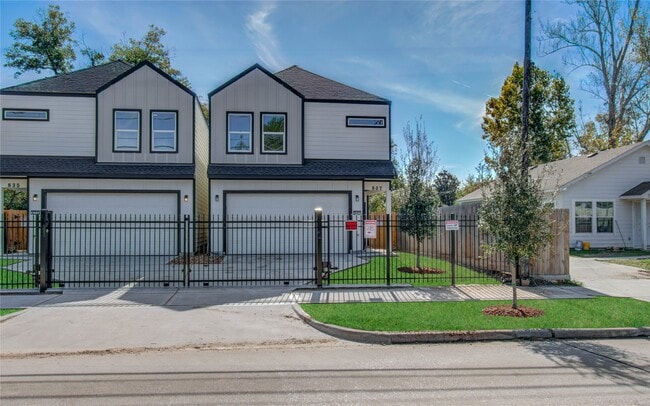 837 S Victory Dr in Houston, TX - Building Photo - Building Photo