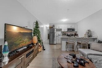 Avalon Apartments in Morgantown, WV - Building Photo - Building Photo