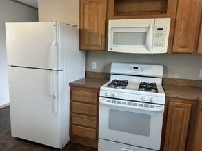 1709 Plateau Rd in Billings, MT - Building Photo - Building Photo