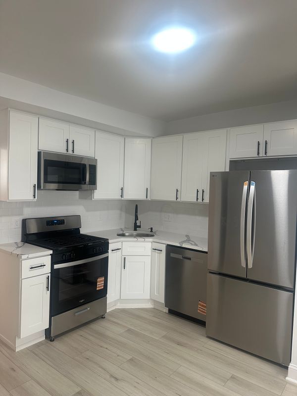 5534 Pemberton St in Philadelphia, PA - Building Photo - Building Photo