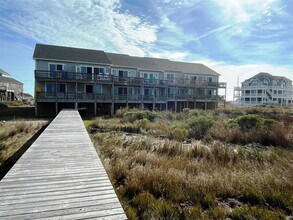 56378 North Carolina Hwy 12 in Hatteras, NC - Building Photo - Building Photo