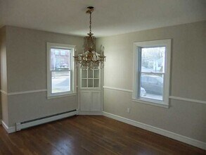 595 Admiral St, Unit Unit 1 in Providence, RI - Building Photo - Building Photo