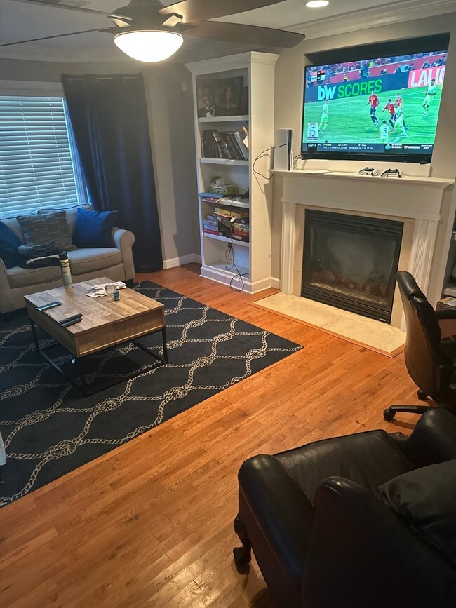 property at 618 Mt Vernon Ave