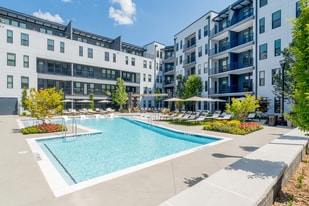 Eden at Lakeview in Alpharetta, GA - Building Photo