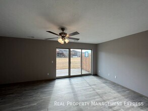 3 Bed 2.5 Bath Townhome in Sioux Falls, SD - Building Photo - Building Photo