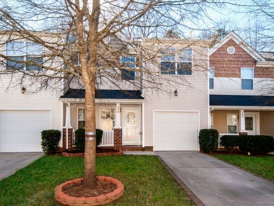 359 Doughton Ln in Charlotte, NC - Foto de edificio