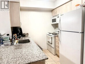 31 Bales Ave in Toronto, ON - Building Photo - Building Photo