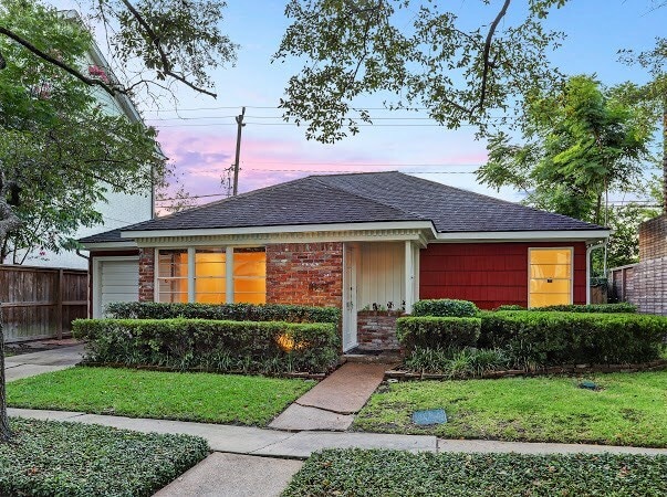 property at 1652 Vassar St