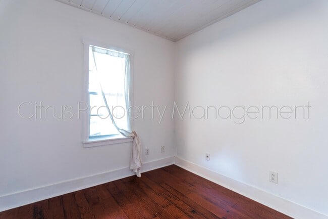 property at 892 Claydon Way