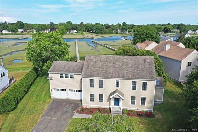 6 Barton Ave in Old Saybrook, CT - Building Photo - Building Photo