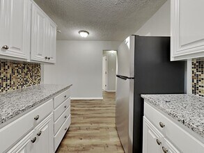 11438 E 16th St in Independence, MO - Building Photo - Building Photo