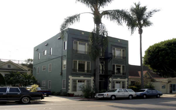 234 W 5th St in Long Beach, CA - Building Photo - Building Photo