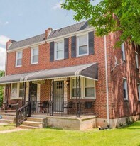 3329 Ingleside Ave in Baltimore, MD - Building Photo