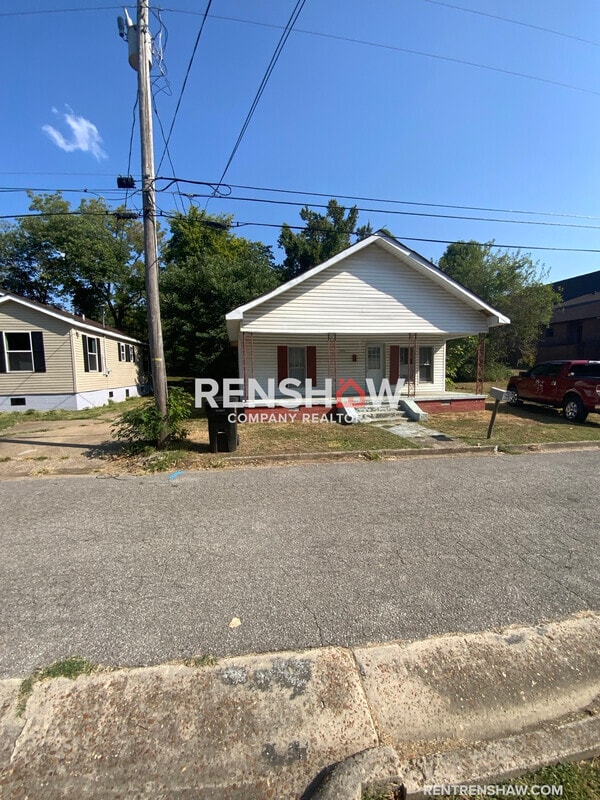 property at 524 Baxter St