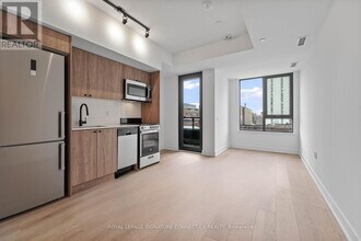 758 Dovercourt Rd in Toronto, ON - Building Photo - Building Photo