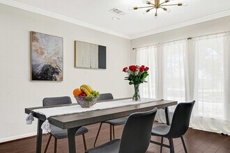 5534 Loch Lomond Dr in Houston, TX - Building Photo - Building Photo