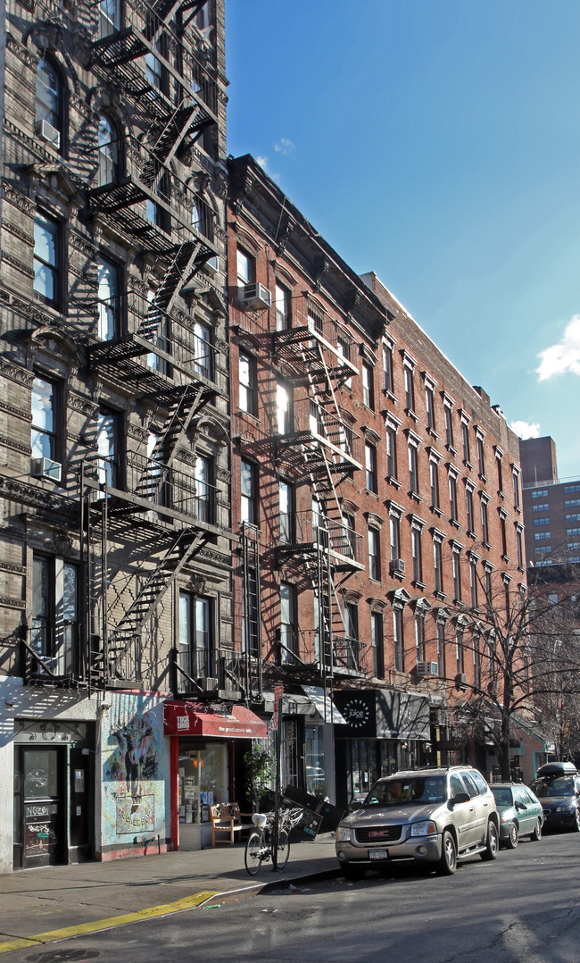 70 E First St in New York, NY - Building Photo - Building Photo