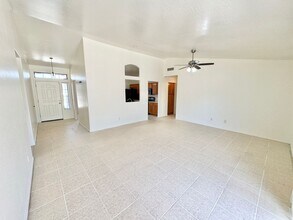 9227 W Purdue Ave in Peoria, AZ - Building Photo - Building Photo