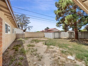 2375 Marion St in Las Vegas, NV - Building Photo - Building Photo