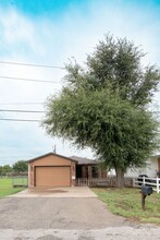 4620 Matthew Ct in Granbury, TX - Building Photo - Building Photo