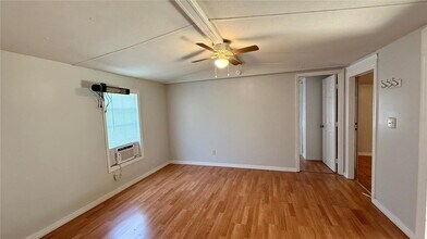 5109 Hibiscus Rd in Kissimmee, FL - Building Photo - Building Photo