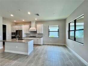 3987 Pegasus Wy in Naples, FL - Building Photo - Building Photo