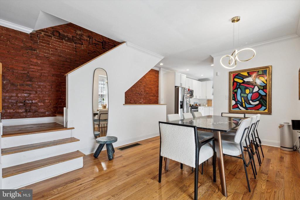 921 N 28th St in Philadelphia, PA - Building Photo