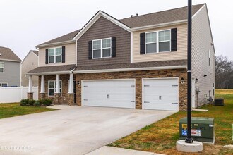 4714 Willow Bluff Cir, Unit 205 in Knoxville, TN - Building Photo - Building Photo