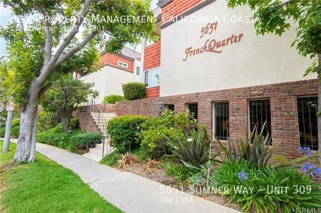 property at 5651 N Sumner Way