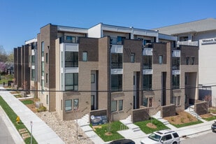 215 31st Ave N in Nashville, TN - Building Photo